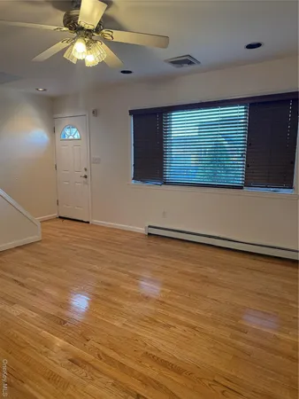 $4,200 | Undisclosed Address, Massapequa, NY 11758