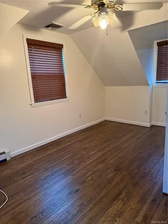 $4,100 | Undisclosed Address, Massapequa, NY 11758