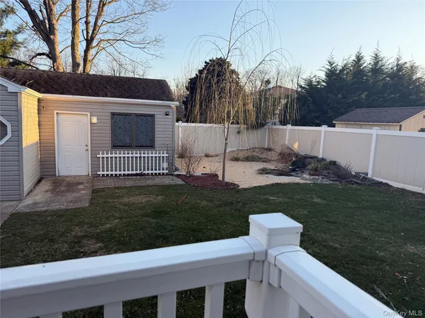 $4,200 | Undisclosed Address, Massapequa, NY 11758