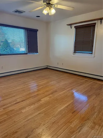 $4,100 | Undisclosed Address, Massapequa, NY 11758