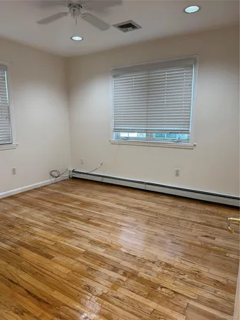 $4,100 | Undisclosed Address, Massapequa, NY 11758