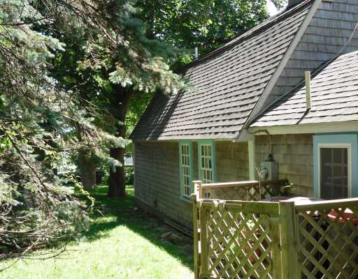 5 Shaw Road Little Compton, RI 02837 - Photo 8 of 9 Exterior Back.