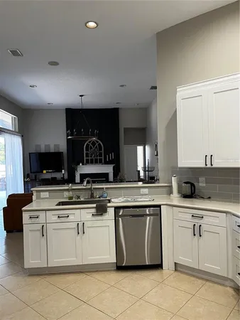 $8,900 | 7742 Camden Harbour Drive, Bradenton, FL 34212