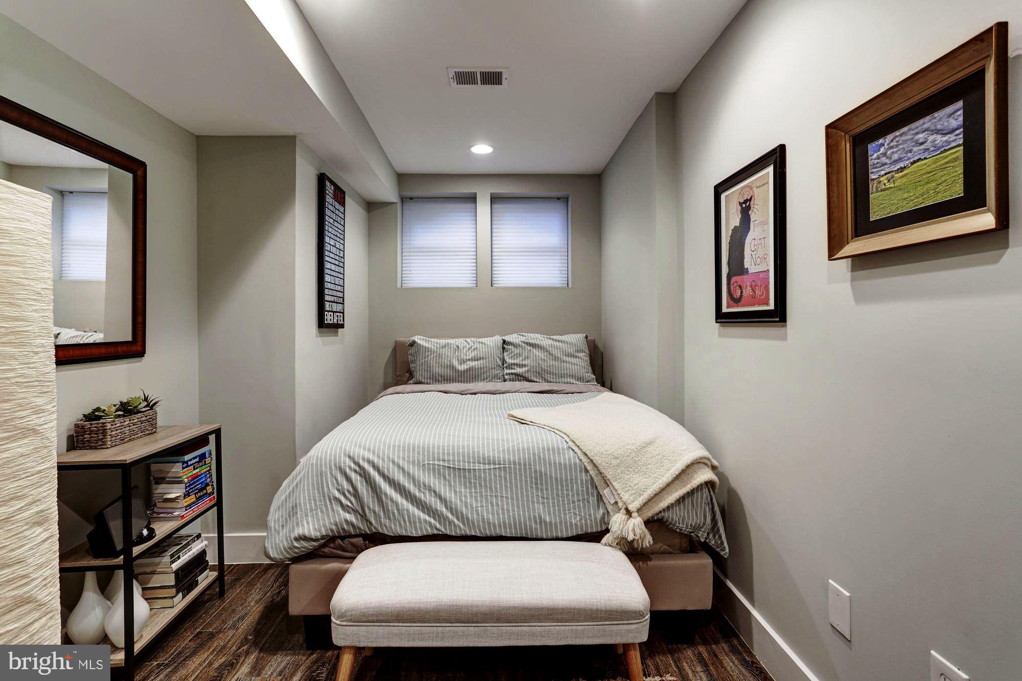 16 R Street Northwest, Unit 1 Washington, DC 20001 - Photo 10 of 22 Bedroom #1