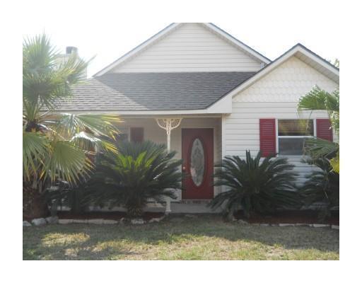 377 Nelson Road Biloxi, MS 39531 - Photo 1 of 17 Primary Photo