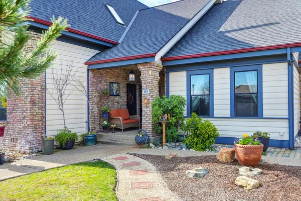 $753,000 | 865 El Oro Drive, Auburn, CA 95603