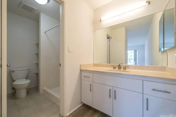 $2,850 | 239 Mananai Place, Unit E, Honolulu, HI 96818