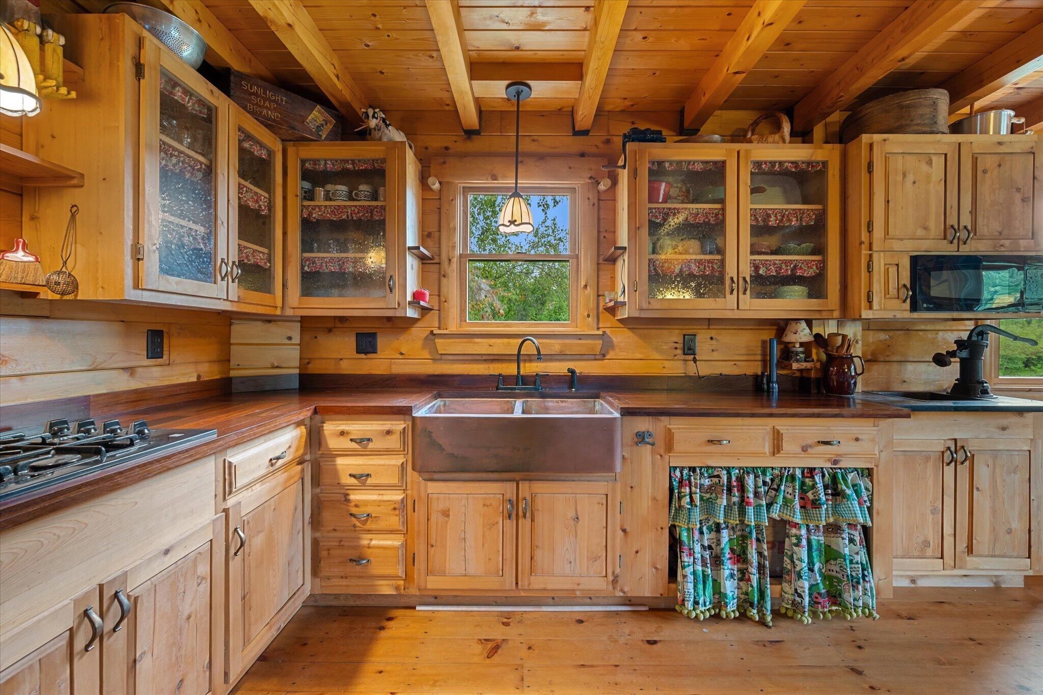 137 Avenue Road Exeter, ME 04435 - Photo 55 of 114 Guest House