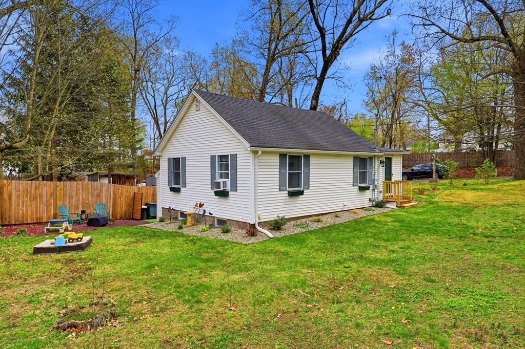 1 Echo Road Southwick, MA 01077 - Photo 6 of 29 Gallery Image 6