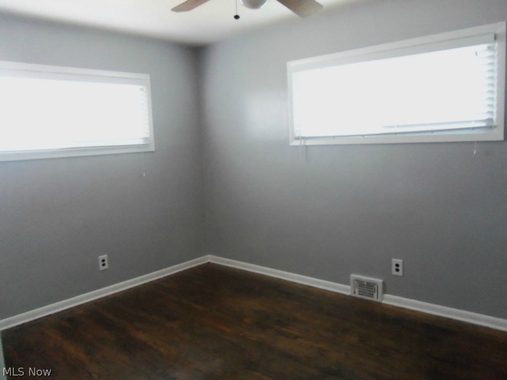 1759 Crestwood Road Cleveland, OH 44124 - Photo 8 of 16 Bedroom
