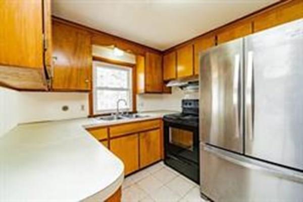 19 Glendale Road Amherst, MA 01002 - Photo 7 of 33 Gallery Image 7