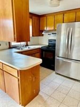 19 Glendale Road Amherst, MA 01002 - Photo 8 of 33 Gallery Image 8