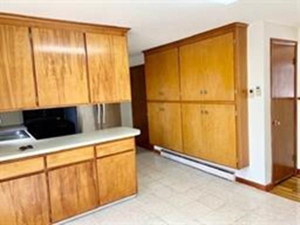 19 Glendale Road Amherst, MA 01002 - Photo 10 of 33 Gallery Image 10