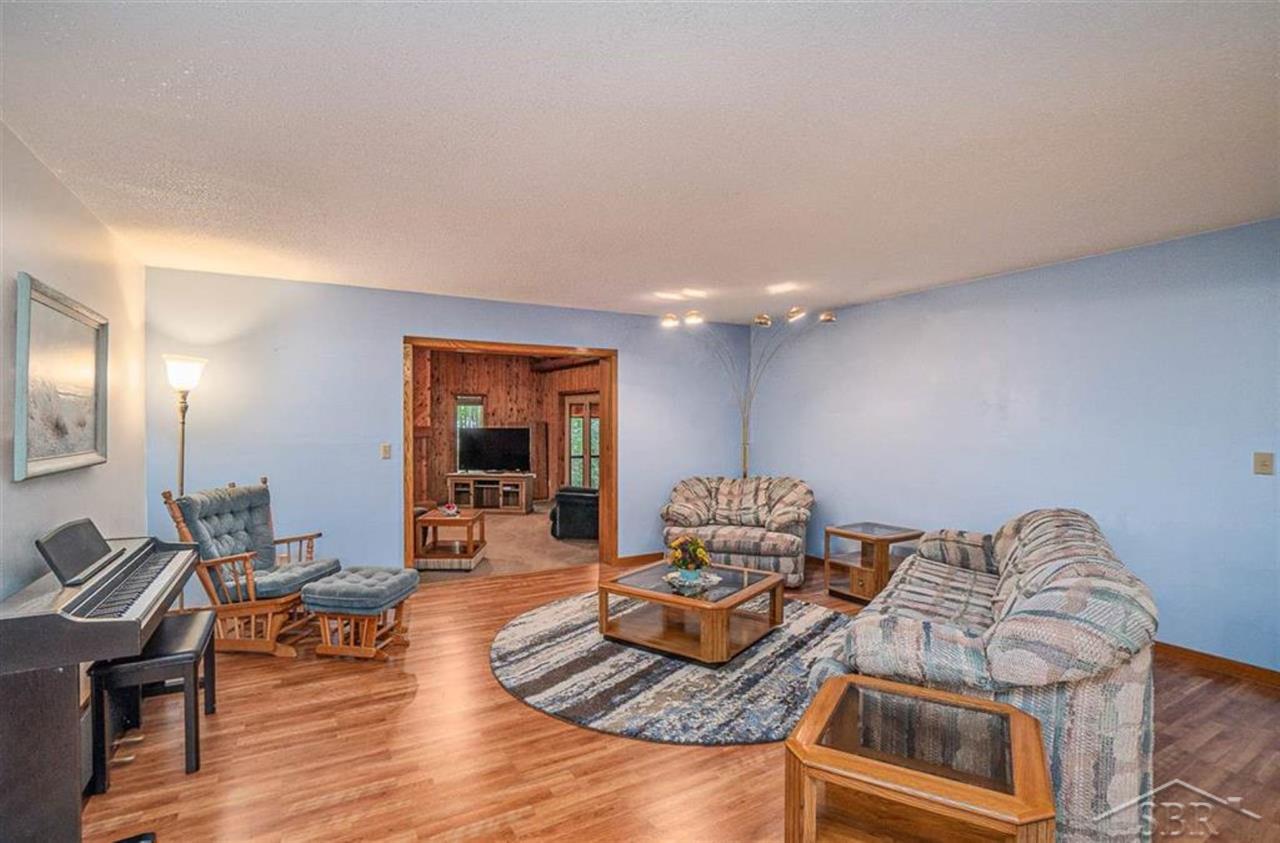 805 East Bombay Road Hope, MI 48628 - Photo 5 of 30 50022914-4.JPG