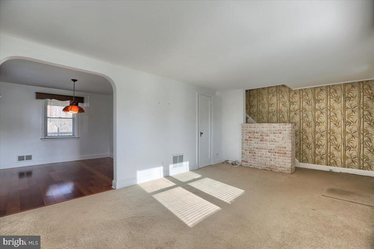 3708 Rutherford Street Harrisburg, PA 17111 - Photo 6 of 26 Gallery Image 6