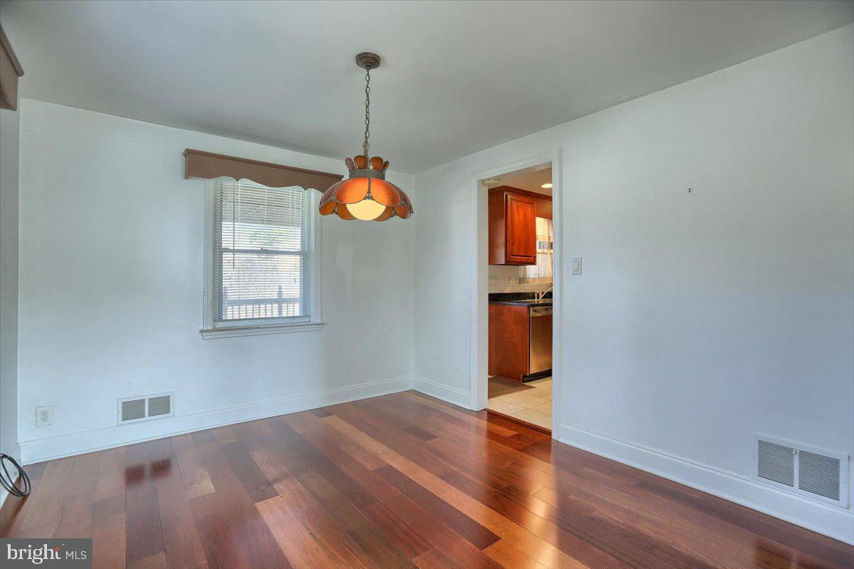 3708 Rutherford Street Harrisburg, PA 17111 - Photo 9 of 26 Gallery Image 9