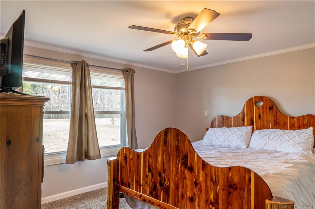 1204 Long Branch Road Grover, NC 28073 - Photo 12 of 19