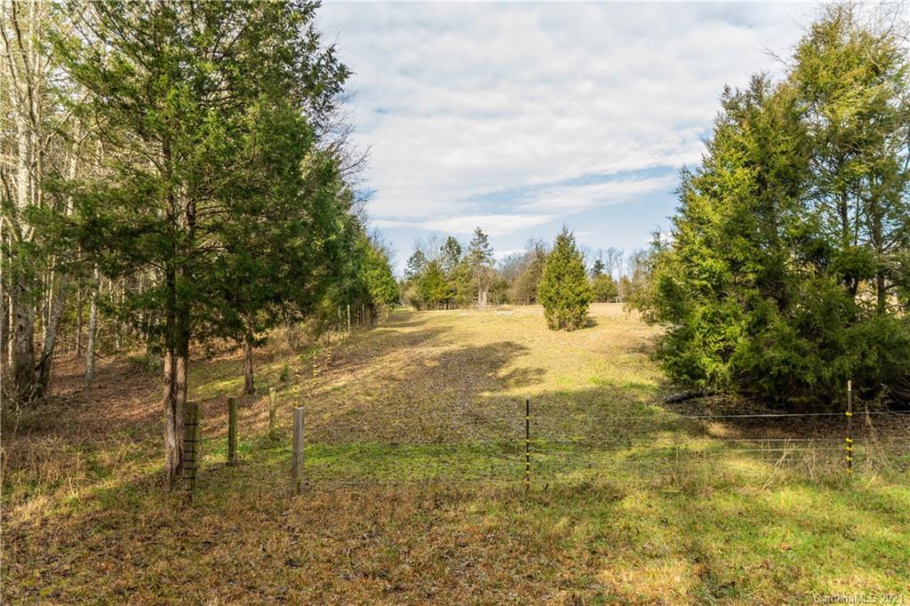 1204 Long Branch Road Grover, NC 28073 - Photo 15 of 19