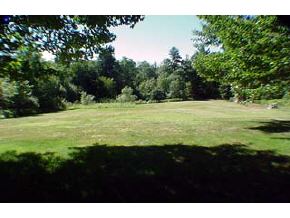 33 Farmer Road Hooksett, NH 03106 - Photo 2 of 5 Gallery Image 2