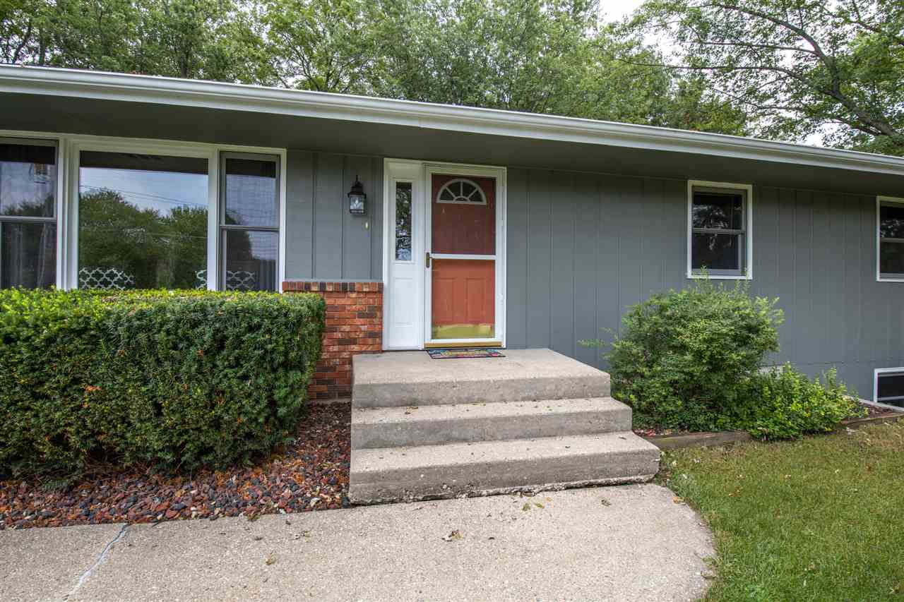 14823 Klinewood Road South Beloit, IL 61080 - Photo 2 of 39 Gallery Image 2