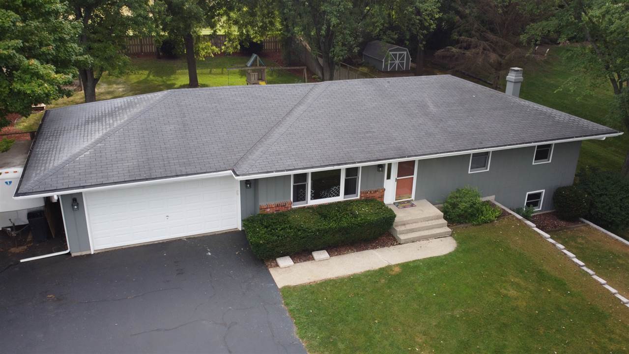 14823 Klinewood Road South Beloit, IL 61080 - Photo 3 of 39 Gallery Image 3