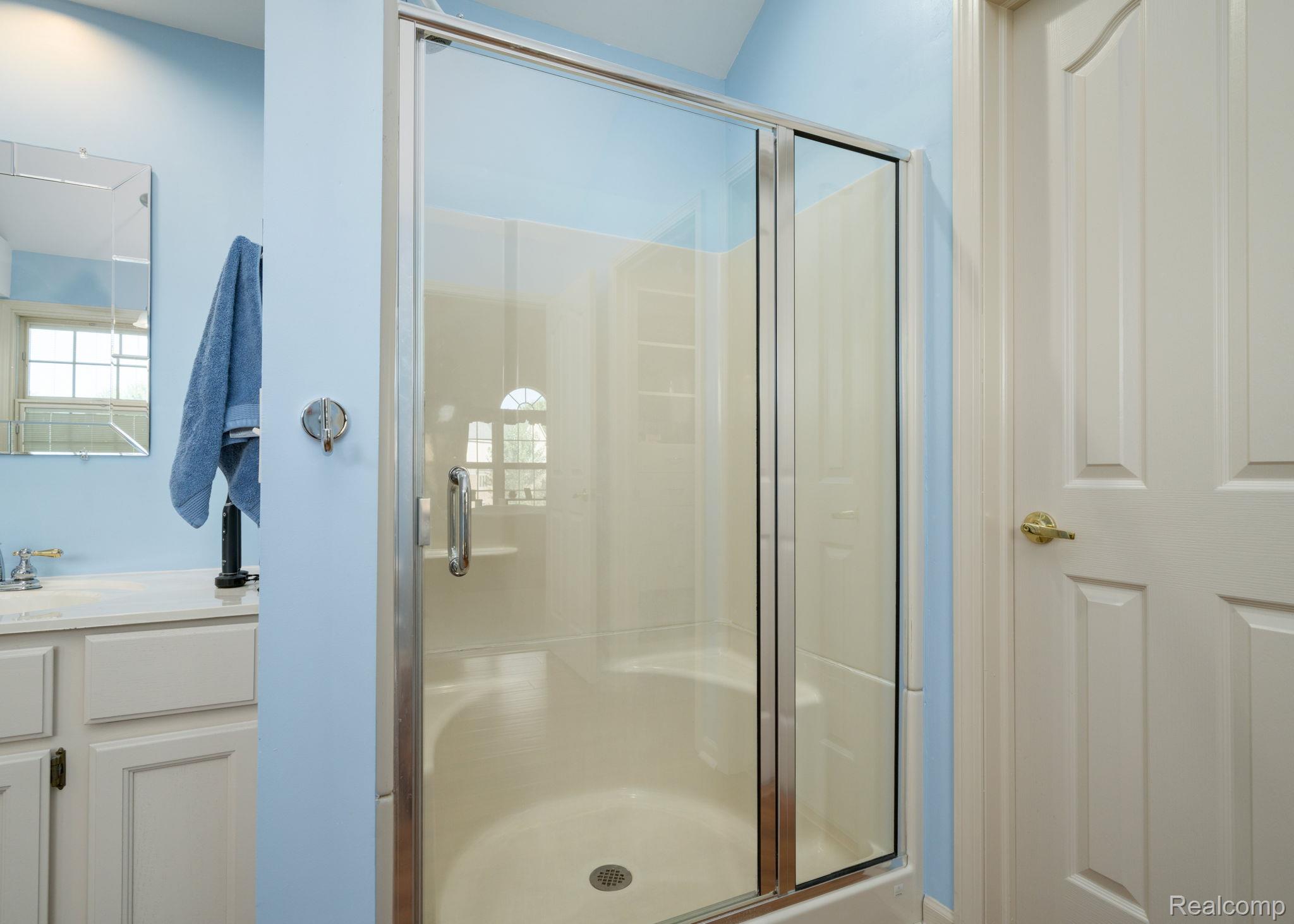 1708 Devonwood Drive Rochester, MI 48306 - Photo 39 of 70 30-web-or-mls-1708 Devonwood Dr-30.jpg