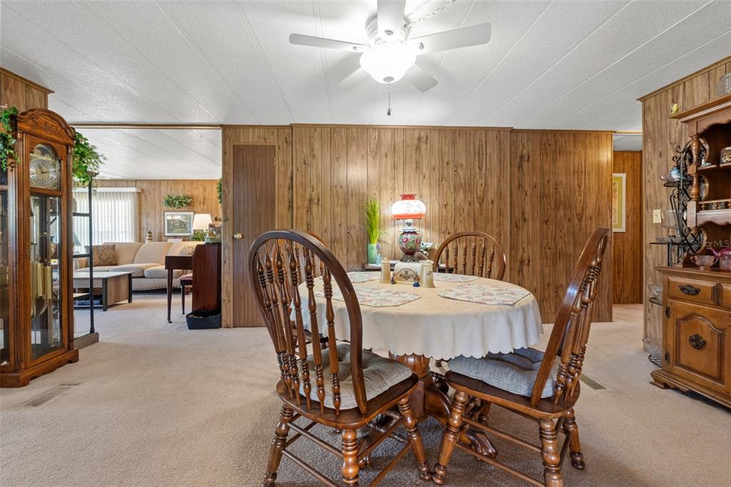 15110 Rialto Avenue Brooksville, FL 34613 - Photo 8 of 36
