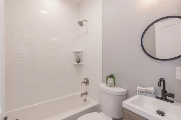 $3,825 | 71 Savin Street, Unit 2, Boston, MA 02119