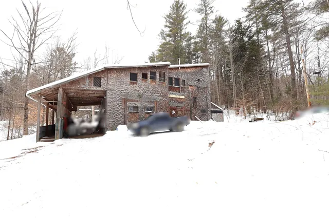 $359,000 | 25 Independent Drive, Hartland, VT 05048