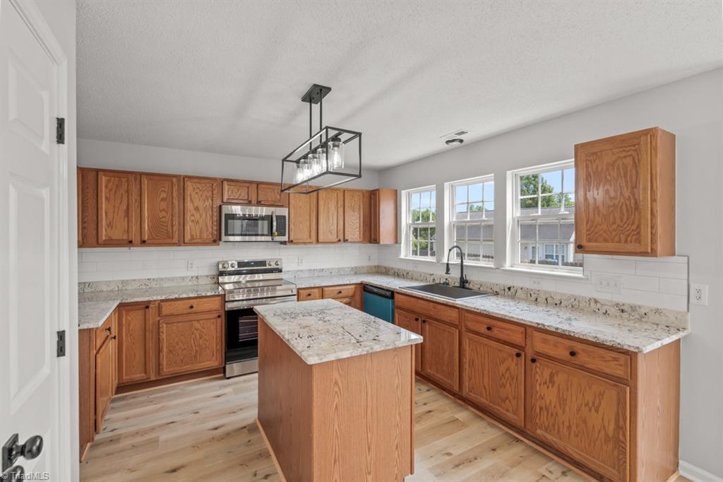 305 Apple Ridge Road Greensboro, NC 27406 - Photo 11 of 49 Gallery Image 11
