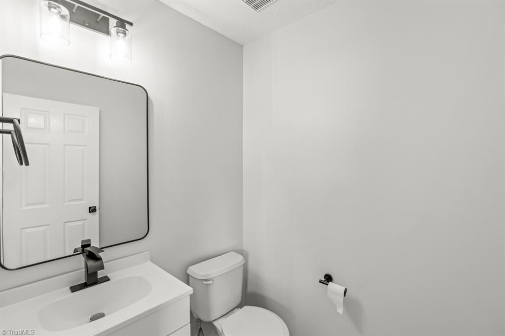 305 Apple Ridge Road Greensboro, NC 27406 - Photo 21 of 49 Gallery Image 21