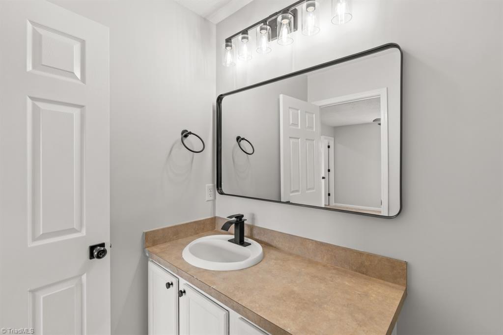 305 Apple Ridge Road Greensboro, NC 27406 - Photo 28 of 49 Gallery Image 28
