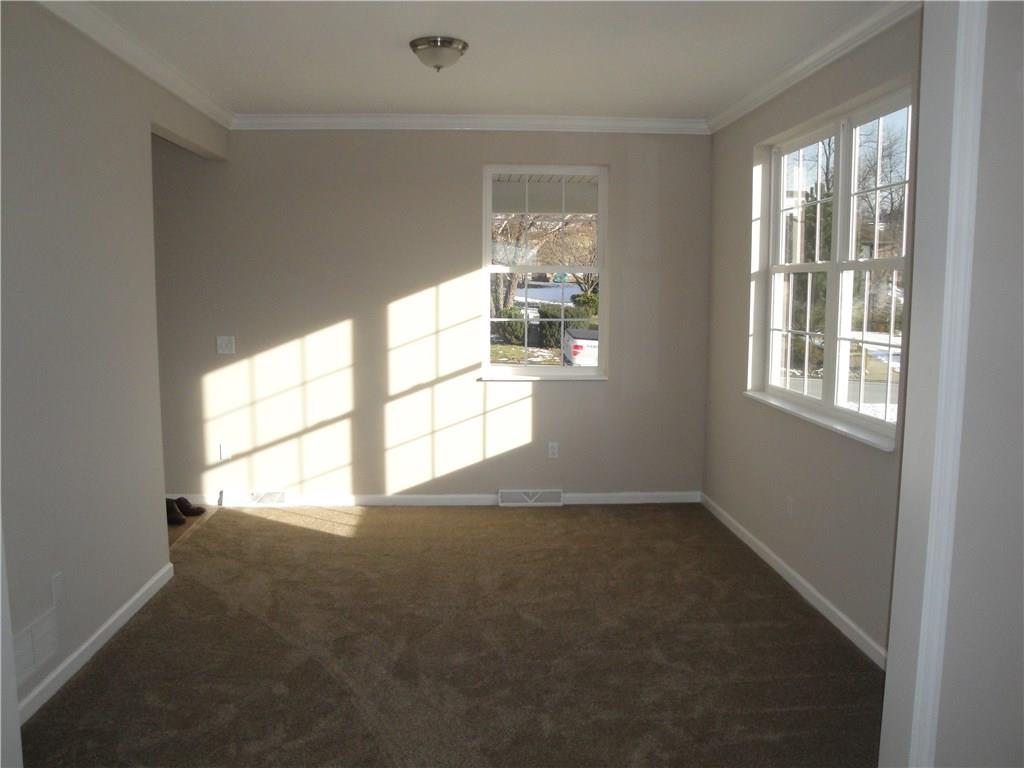 75 Windcrest Drive Cecil, PA 15321 - Photo 16 of 25 Dining room