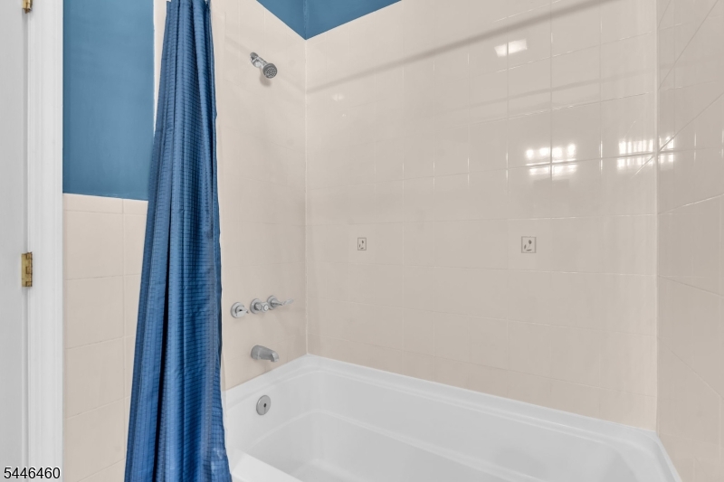 104 Bishops Rock Road Hopatcong, NJ 07843 - Photo 19 of 49