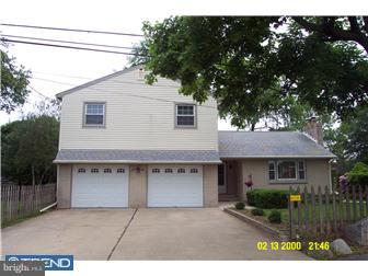 15015 Worthington Road Philadelphia, PA 19116 - Photo 10 of 12 Exterior
