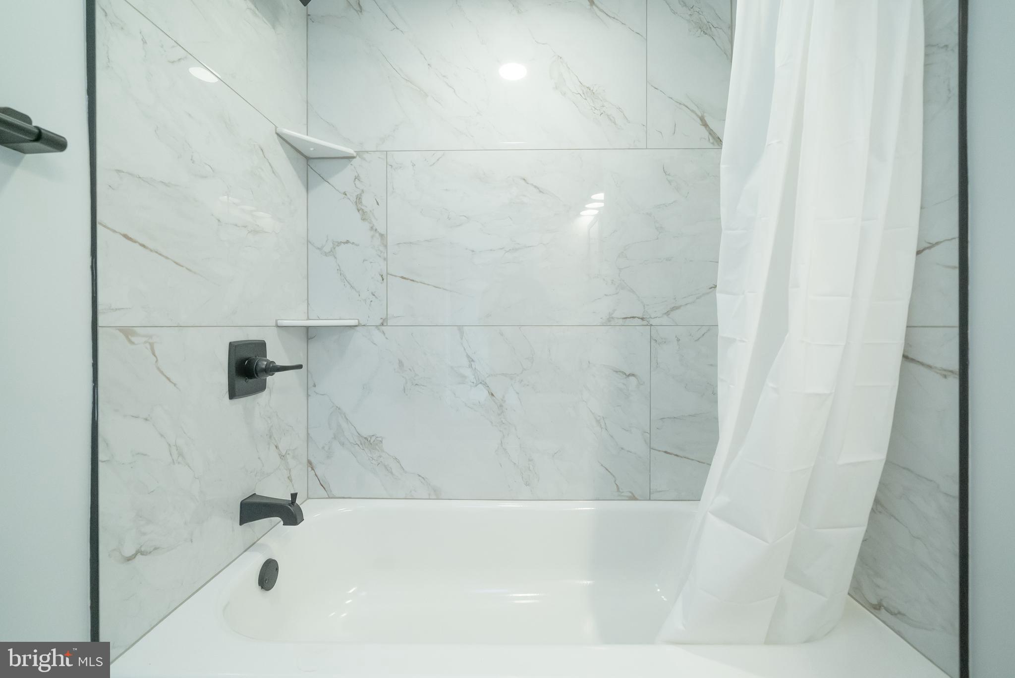 3727 West Country Club Road Philadelphia, PA 19131 - Photo 21 of 27 Gallery Image 21
