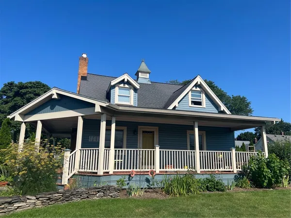 $1,550 | 1698 Mt Hope Avenue, Rochester, NY 14620