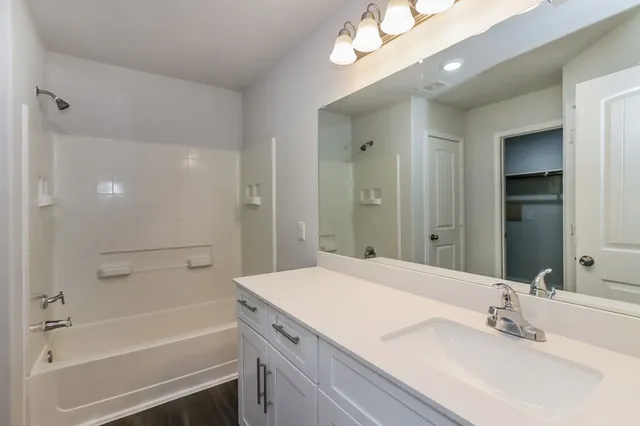 $1,850 | 1011 Briza Del Mar Court, Richmond, TX 77406