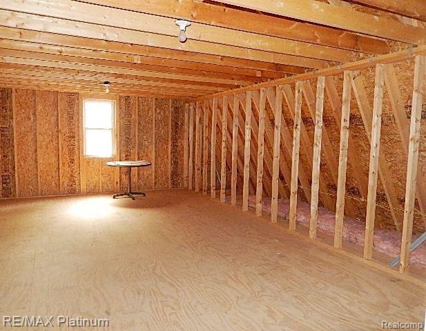 11005 Mcgregor Road Pinckney, MI 48169 - Photo 10 of 37 10.JPG