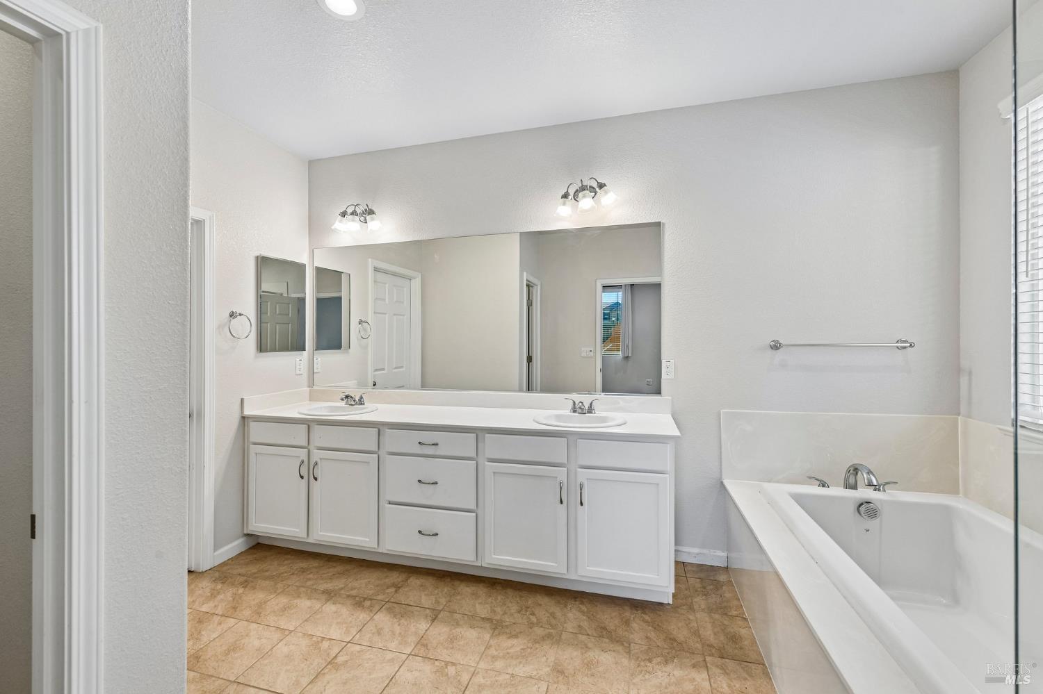 1680 Gold Street Dixon, CA 95620 - Photo 33 of 50