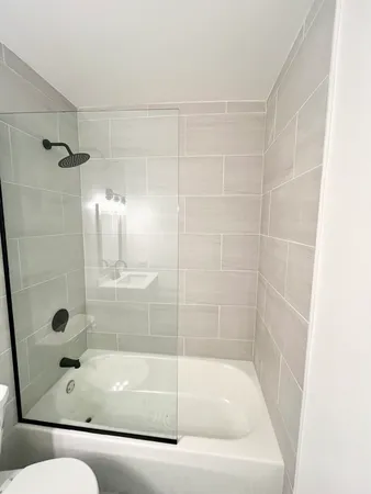 $1,795 | 2258 South Sacramento Avenue, Unit 2B, Chicago, IL 60623