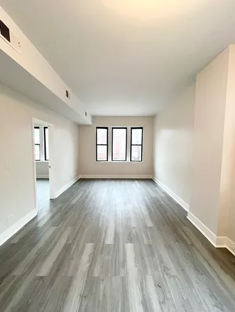 $1,795 | 2258 South Sacramento Avenue, Unit 2B, Chicago, IL 60623
