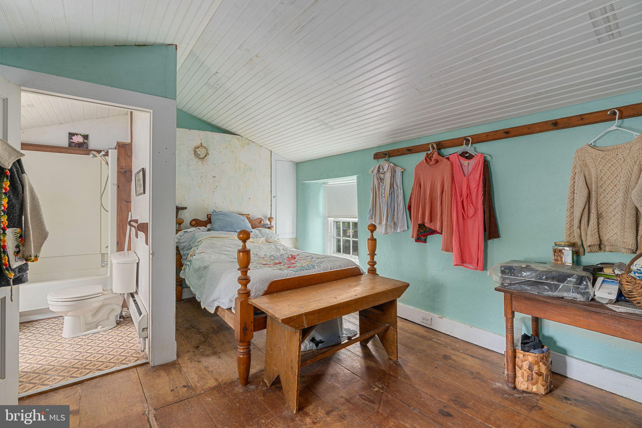 37 Mill Road Birdsboro, PA 19508 - Photo 29 of 72 Bedroom 2