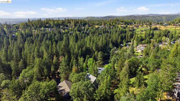 $427,000 | 1071 Dogwood Drive, Murphys, CA 95247