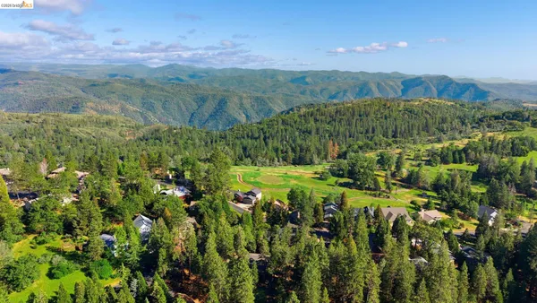 $427,000 | 1071 Dogwood Drive, Murphys, CA 95247