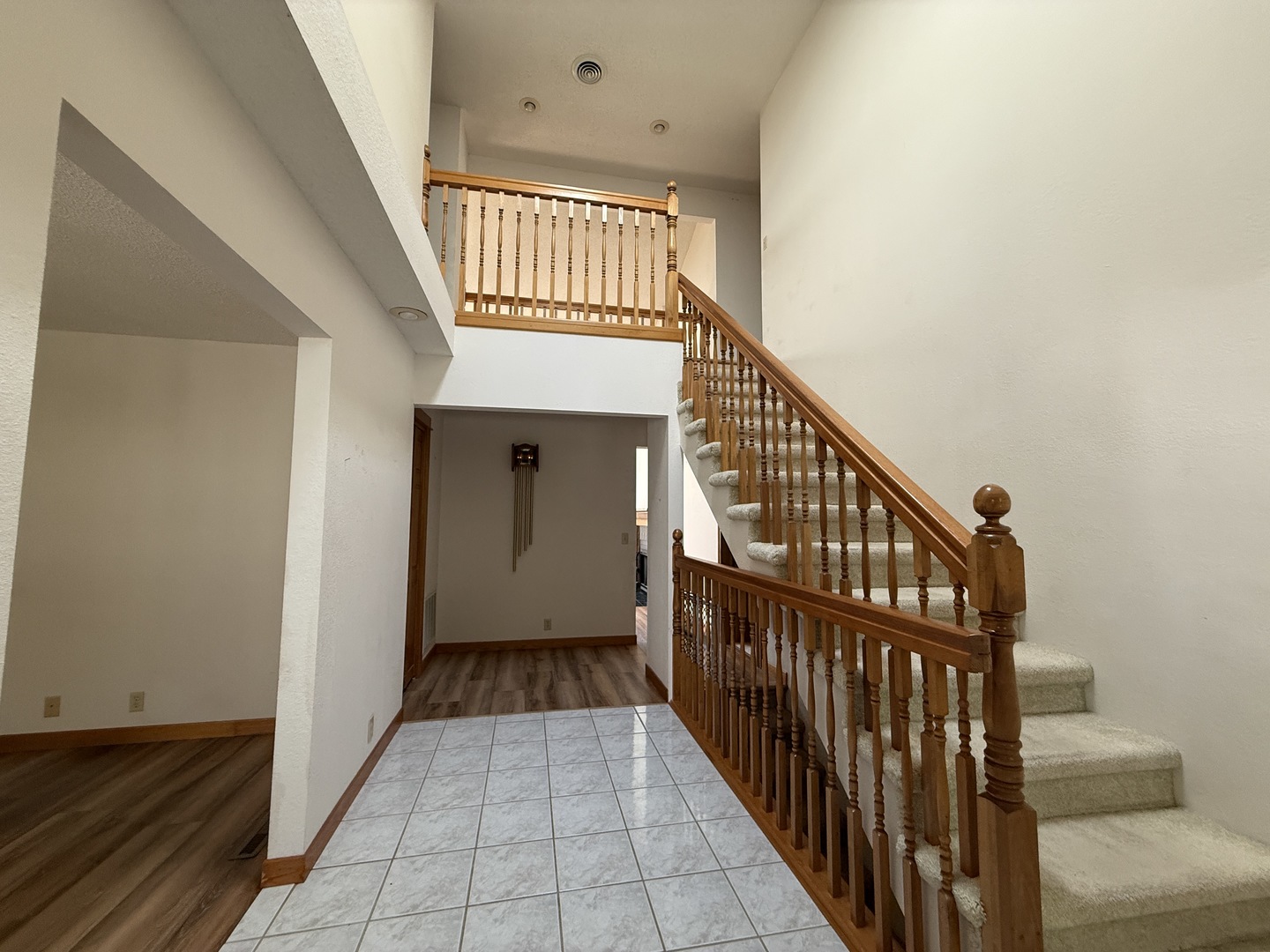136 Bonnie Brae Road Carbondale, IL 62901 - Photo 16 of 30 a view of entryway with wooden floor