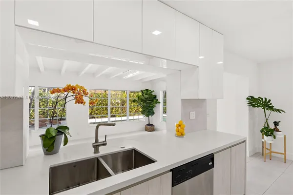 $6,798 | 6605 Southwest 61st Street, South Miami, FL 33143