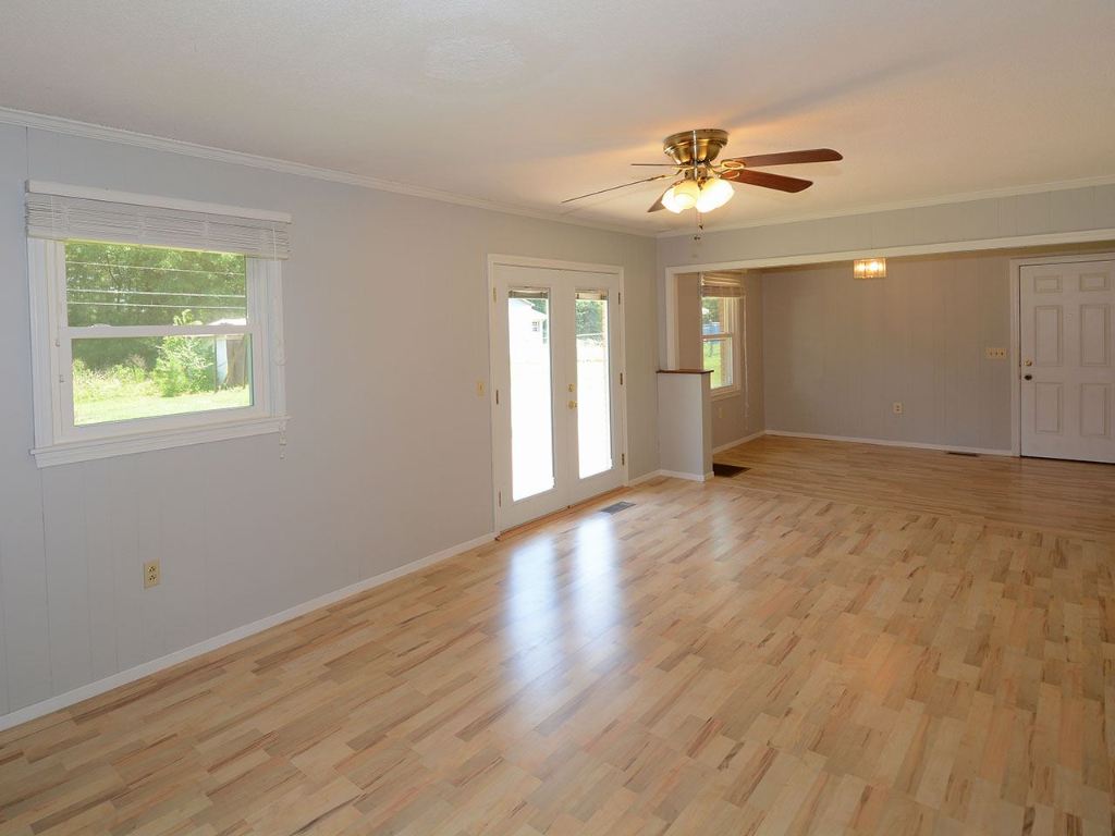 218 Timber Lane Anderson, SC 29621 - Photo 4 of 16 Gallery Image 4