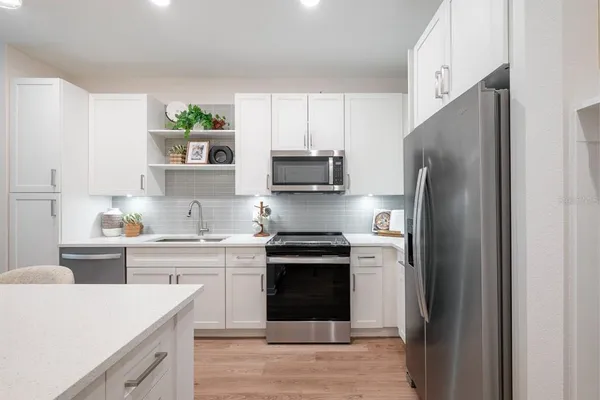 $1,912 | 3020 Base Boulevard, Unit B2, Davenport, FL 33837