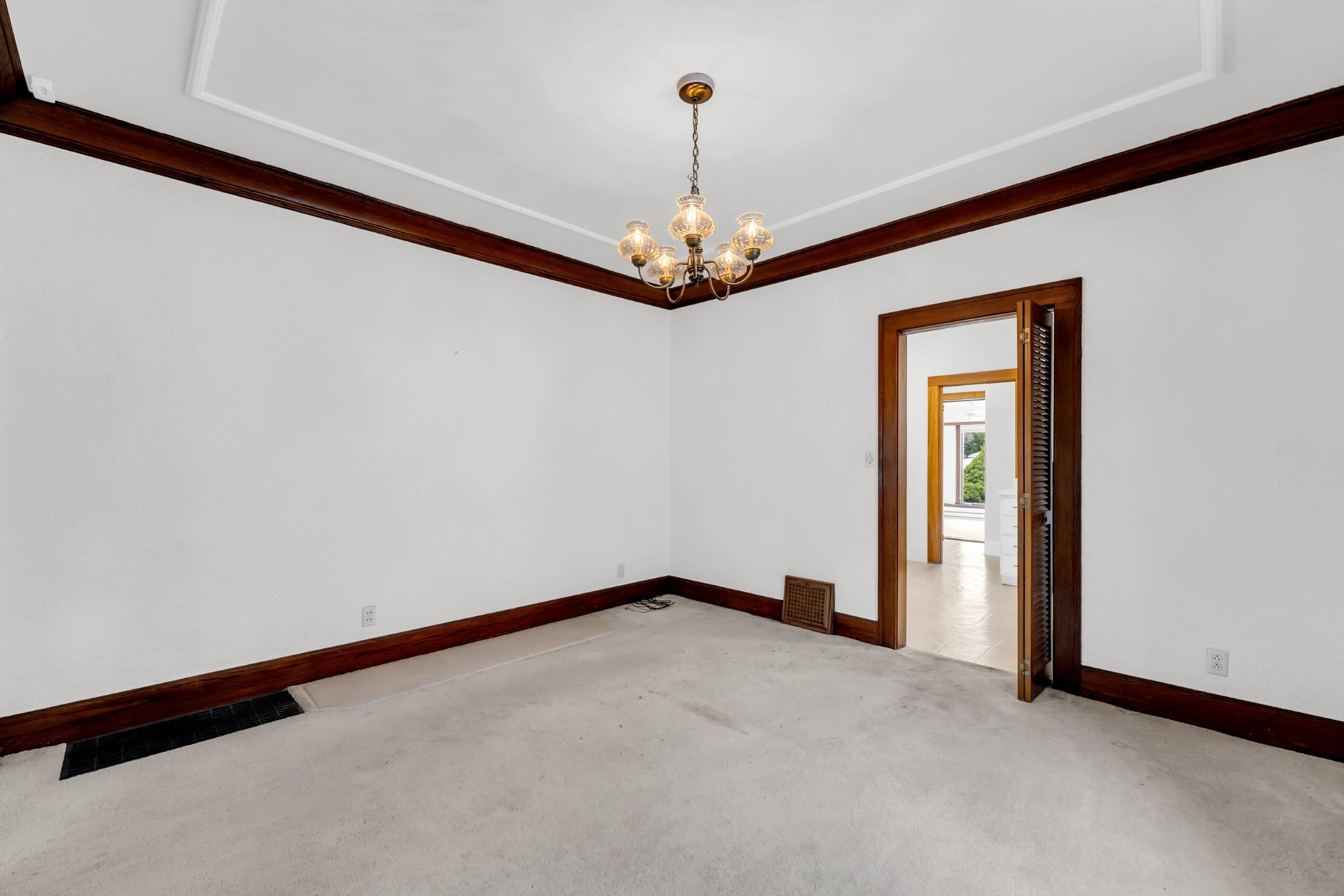 2607 Lasalle Street Racine, WI 53402 - Photo 11 of 54 Photo (11)